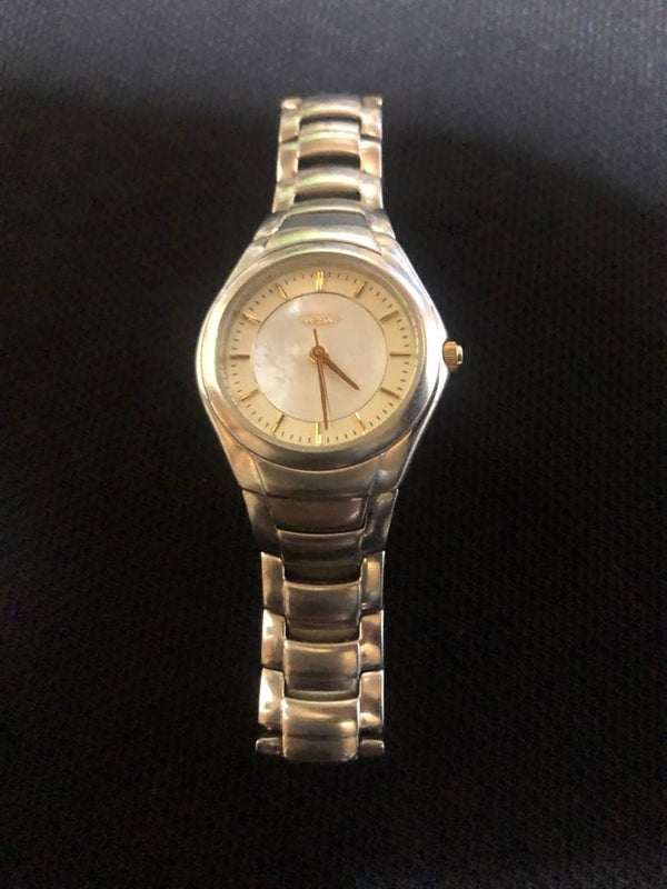 Analog Watch Classic Style Dress Wristwatch For Women Men Everyday Use