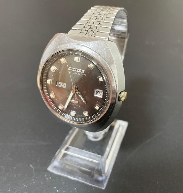 Seven Star Custom Deluxe 1960s Vintage Watch Collectible
