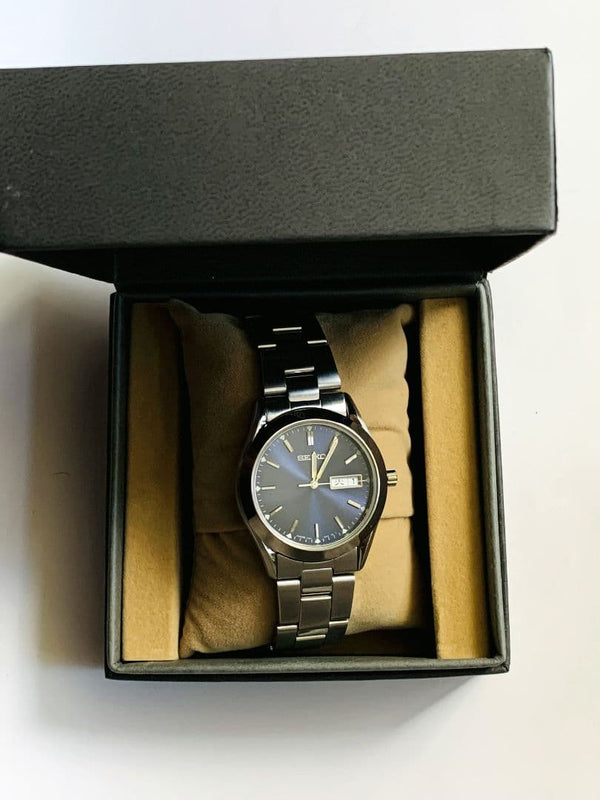 Quartz Watch Mens Wrist Watch Analog Display Casual Everyday Style