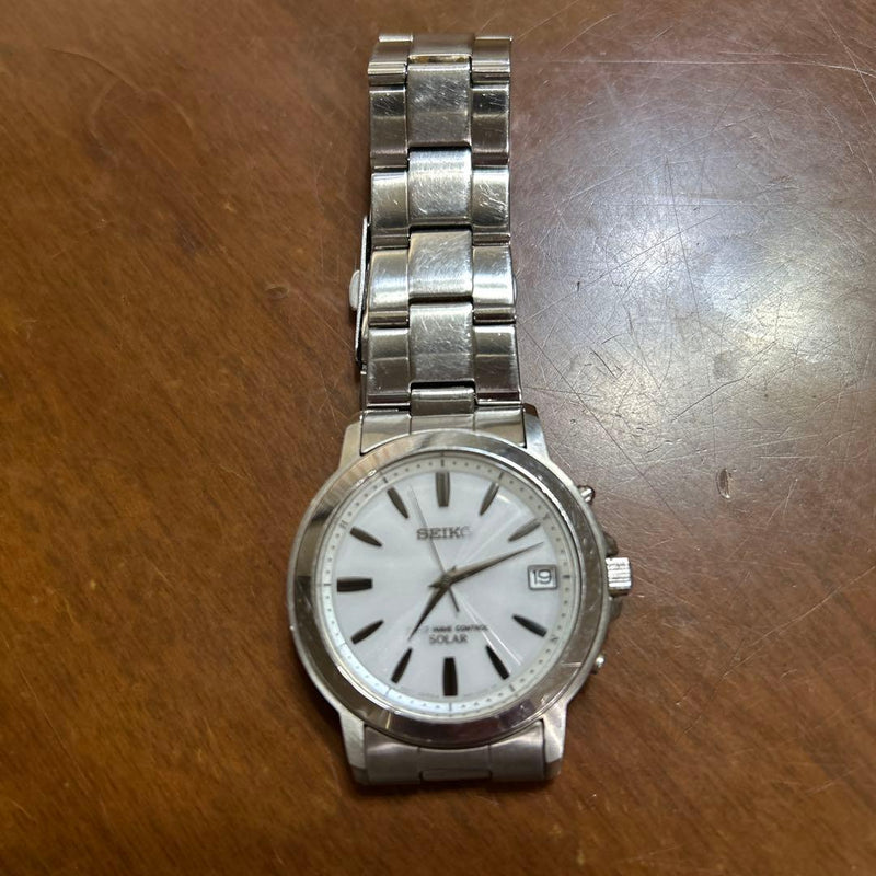 Solar Watch Silver Tone Mens Wristwatch V158-0av0 Stainless Steel Analog
