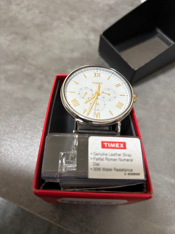 Timex Watch Classic Wrist Watch For Men Women Everyday Style Durable Timepiece