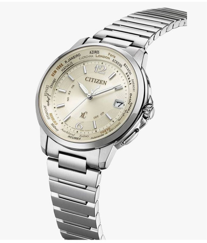 Xc Cb1020-54b Limited Edition Radio Solar Watch Titanium Elegant Japan