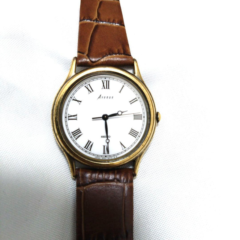 Avenue Wristwatch Roman Numerals Battery Powered Band Mens Dress Watch