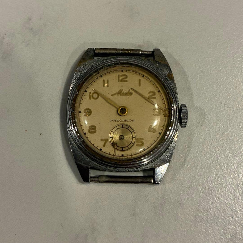 Mudo Vintage Watch Classic Style Analog Display Collectible Timepiece