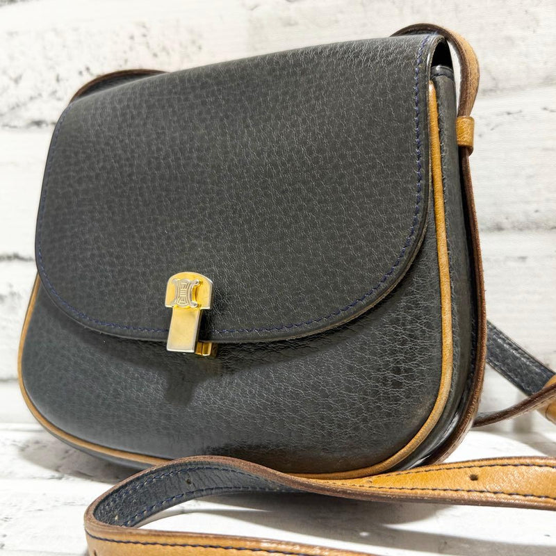 CELINE Triomphe Shoulder Bag Leather Navy Gold 16cm H 18cm W 4.5cm D 115cm Strap