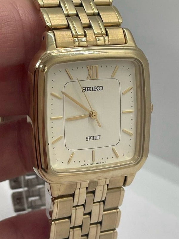 SEIKO SPIRIT Mens Quartz Gold Tone Tank Style Square White Dial Watch