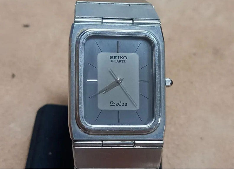 SEIKO Dolce 9521-5000 Watch 1982 Stainless Steel Rectangular 25mm Blue Gray Dial
