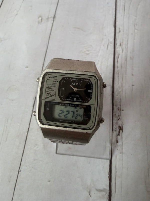 SEIKO Y651-509A M32 Analog Digital Display Quartz Movement Watch Chronograph SS