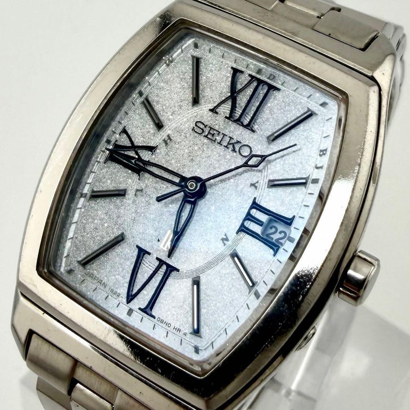 SEIKO LUKIA 1B22-0AP0 Watch Solar Radio 25.5mm Tonneau Silver Glitter Roman