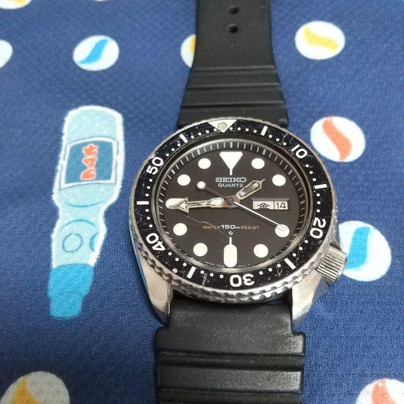SEIKO 7548-7000 Quartz 42mm Day Date 150m Diver Rotating Bezel Screw-down Crown