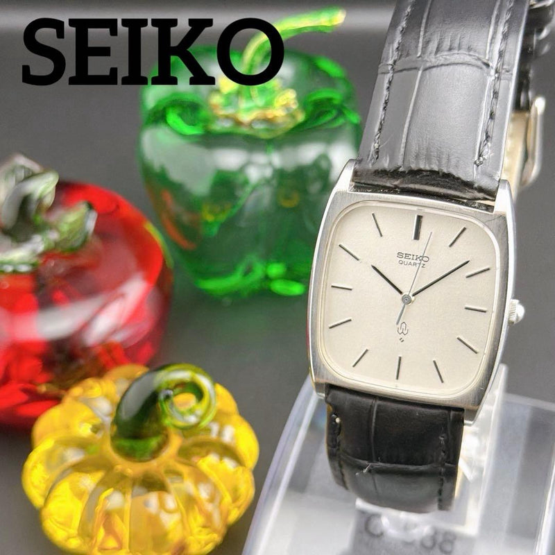 Seiko Tank 7830-5040 Quartz Mens Square Watch Silver Black Dial 37x30mm