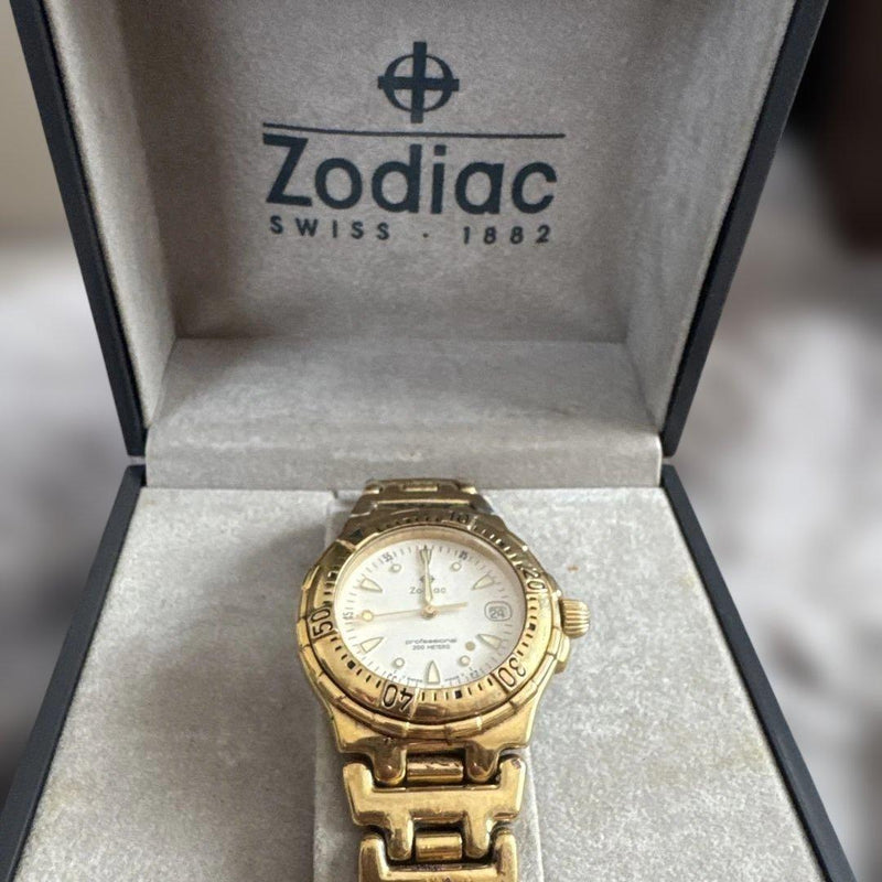 Zodiac Professional 200 METERS Gold-tone Case Bracelet White Dial Date Watch