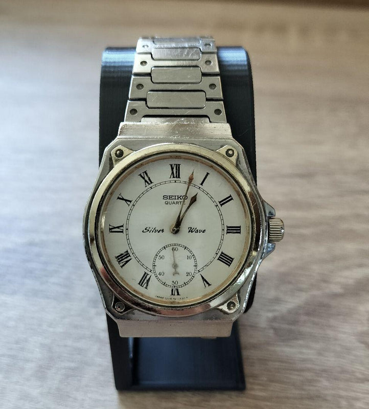 SEIKO SilverWave Small Seconds Quartz Stainless Steel Watch 18.5cm Wrist