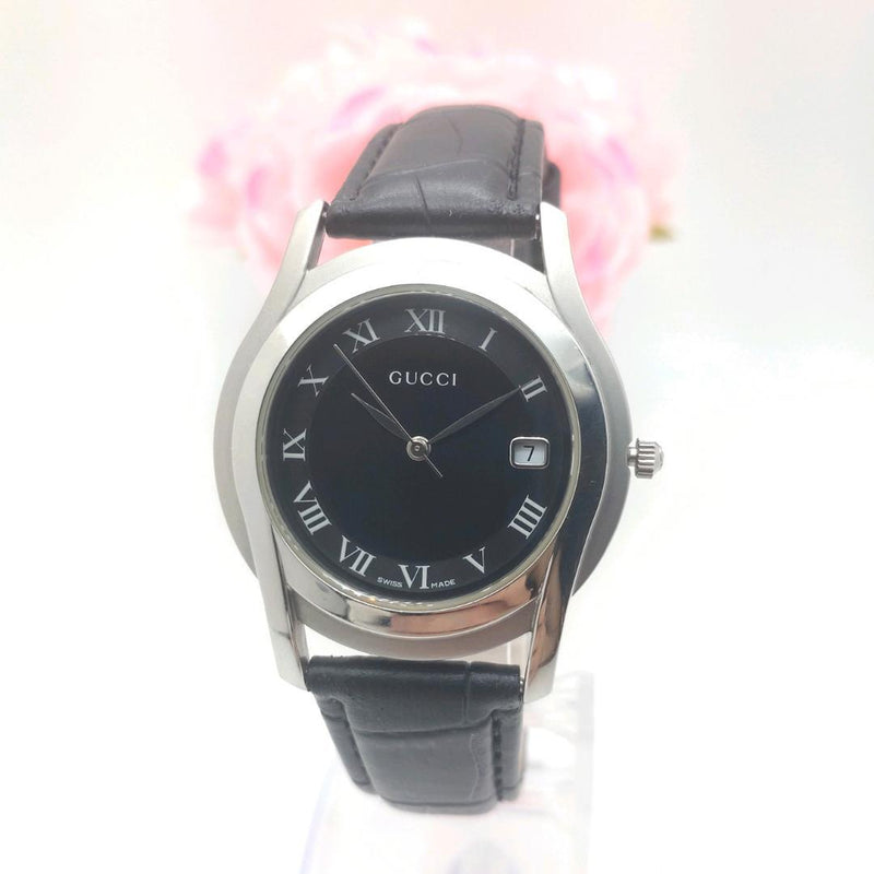 GUCCI 5500M Mens Quartz Watch Black Roman Dial Date Stainless Steel 35mm