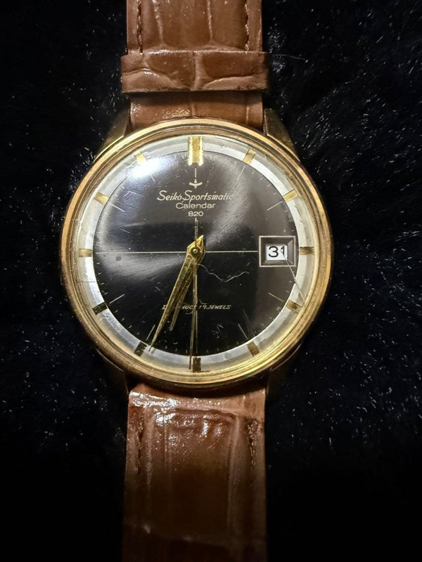 SEIKO Sportsmatic Calendar 820 Automatic 35mm Gold Tone SS Black Dial Leather