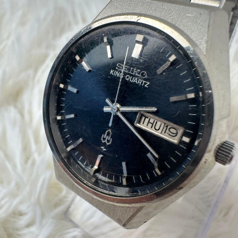 SEIKO King Quartz 4822-8000-G Day-Date Blue Dial Mens Watch 1975-79 Steel 36mm