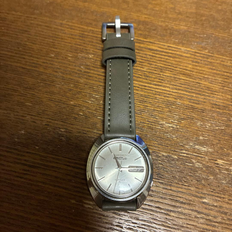 Seiko 5 Actus 6106-8420 Automatic 21J Stainless Steel Silver Dial Day-Date Watch