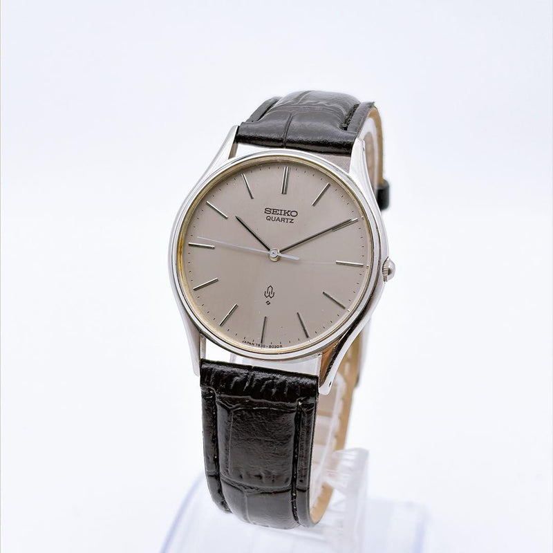 SEIKO Chariot 7830-8030 Quartz 1977 34.41mm White Dial Silver New Band Watch