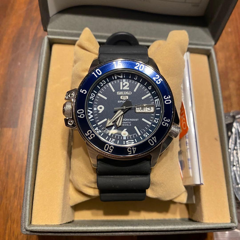 SEIKO 5 SPORTS SKZ209J1 Automatic 42mm Stainless Steel Blue Dial Inner Bezel