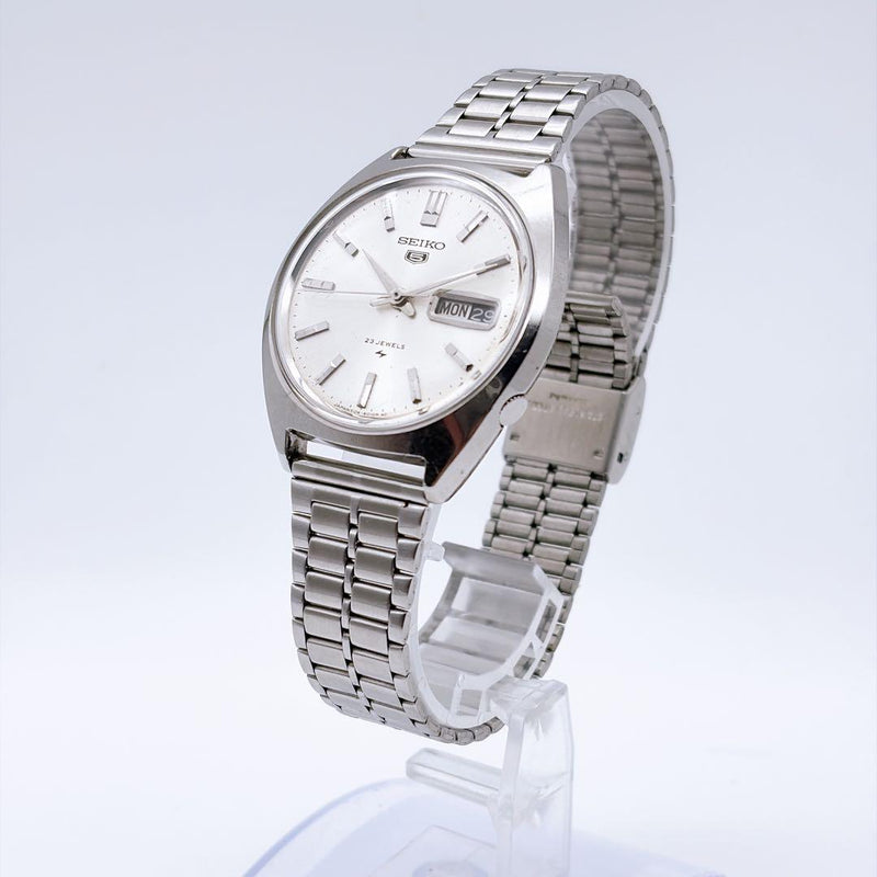 SEIKO 5 5126-8010 Automatic 23 Jewels Day Date Watch 36.5mm Case 1967
