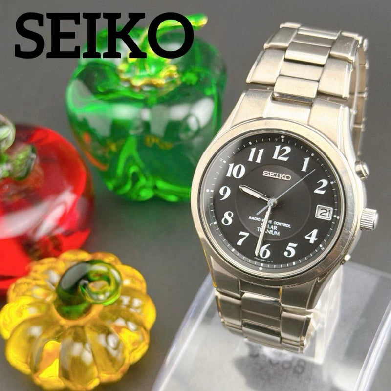Seiko 7b42-0an0 Radio-Controlled Solar Quartz Titanium Black Dial Mens Watch