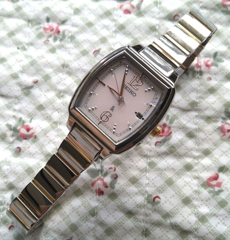 SEIKO LUKIA SSVW057 1B22-0BE0 Pink Gold Pink Dial Solar Radio 10BAR Sapphire
