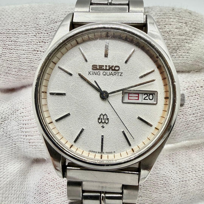 Seiko King Quartz 9923-7020 Mens Twin Quartz Day-Date Stainless Steel 34mm