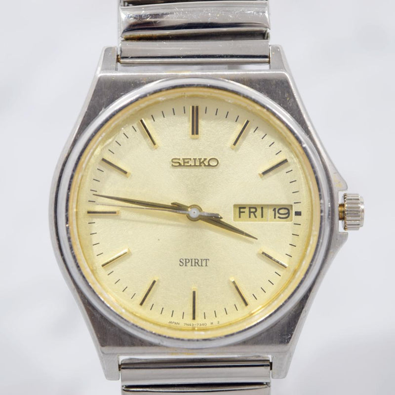 SEIKO SPIRIT 7N43-7180 1995 Quartz 37.6mm Polished Silver SS Day Date Champagne