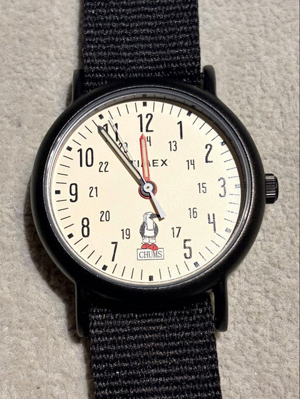 TIMEX Weekender CHUMS Collaboration Quartz 38mm Brass Ivory Dial Nylon 30m