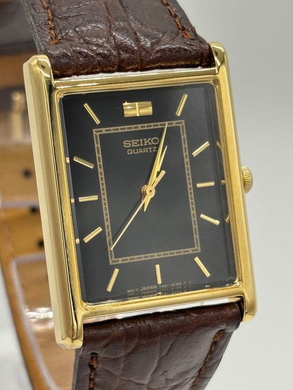Seiko Tank Watch Men 7N01-5B40 Quartz 25mm Square Black Dial Gold Tone Original