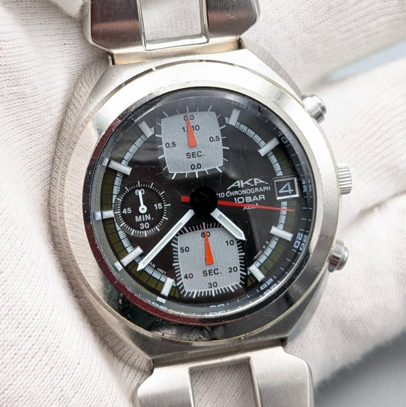 SEIKO ALBA AKA V657-6030 Chronograph Quartz Watch 39.7mm Red Dial 1996 Mens