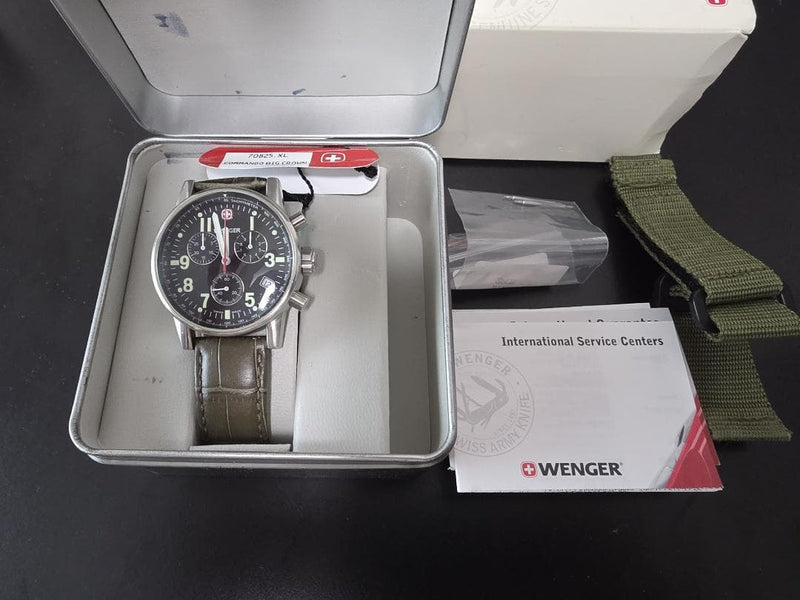 WENGER 70825.XL Chronograph Watch Quartz Movement Leather Band Original Nylon