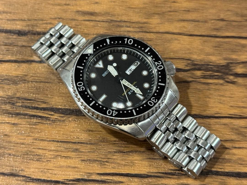 SEIKO Divers 7C43-6010 Quartz Watch Black Dial Serviced 38mm SS 200m 1988-92