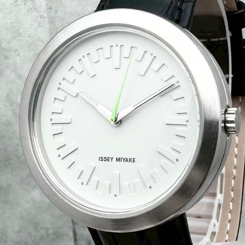 ISSEY MIYAKE VAKIO VJ21-0120 Quartz Watch 38.2mm White Dial 5BAR Harri Koskinen
