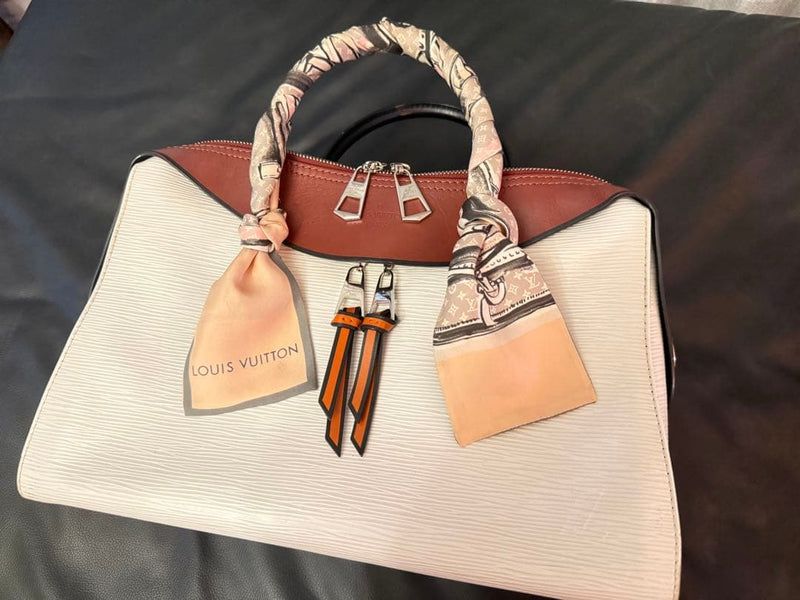 Louis Vuitton Tuileries Tote Bag White Epi Leather Brown Trim Bandeau Set