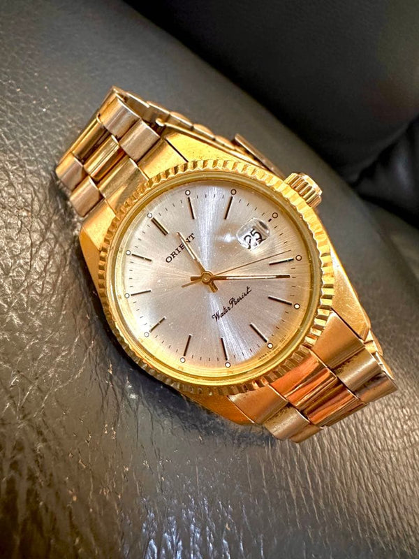 ORIENT Quartz Gold Case Band Watch Champagne Gold Sunburst Fluted Bezel Cyclops