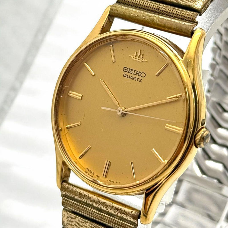 Seiko V701-7020 Quartz Gold Mens Dress Watch Vertical Hairline Dial New Battery