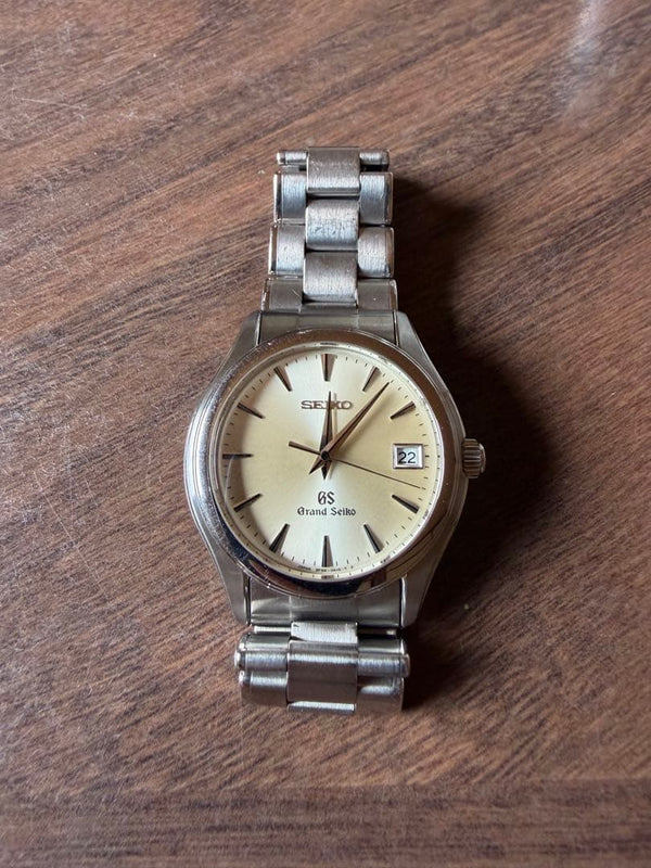 SEIKO GRAND SEIKO 9F62-0A10 Quartz Date Mens Watch Stainless Steel 35.6mm 10 ATM