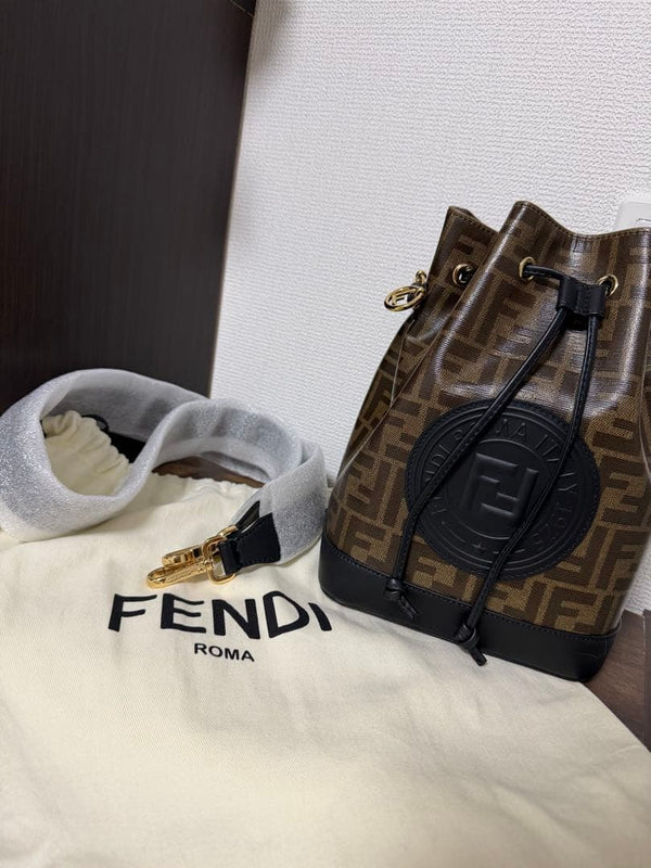 Fendi Mon Tresor Bucket Bag W17cm H25cm D15cm Embossed Ff Calfskin Brown Black