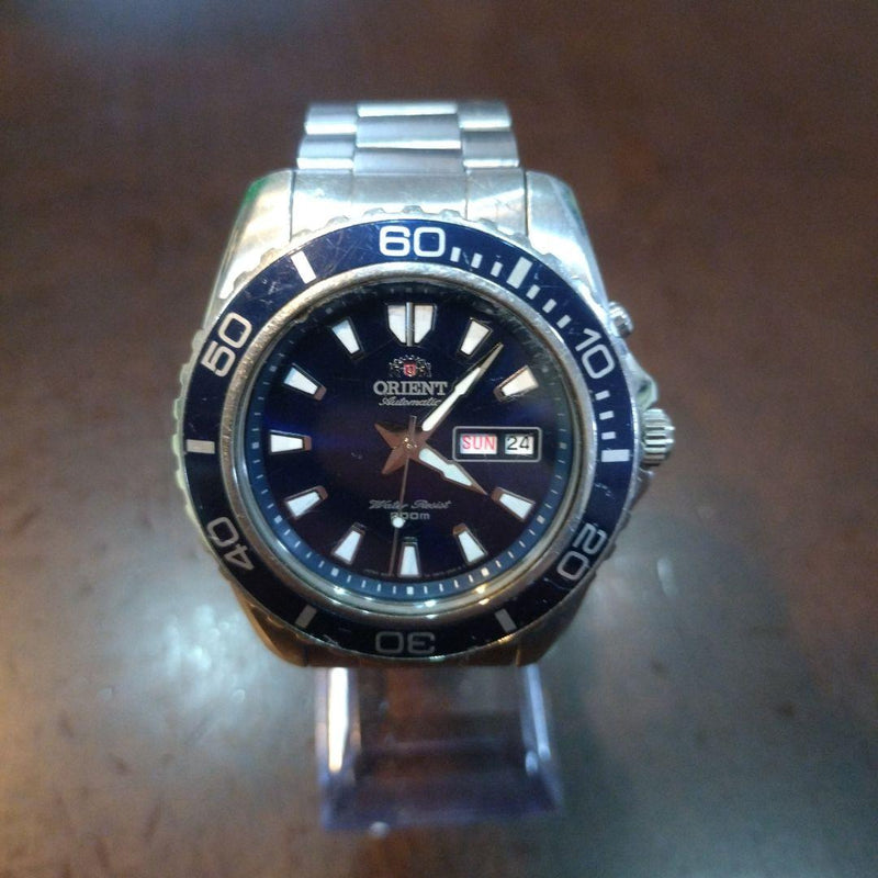 Orient Mako RA-AC0Q02L Automatic Stainless Steel Navy Dial Watch 200m WR Day