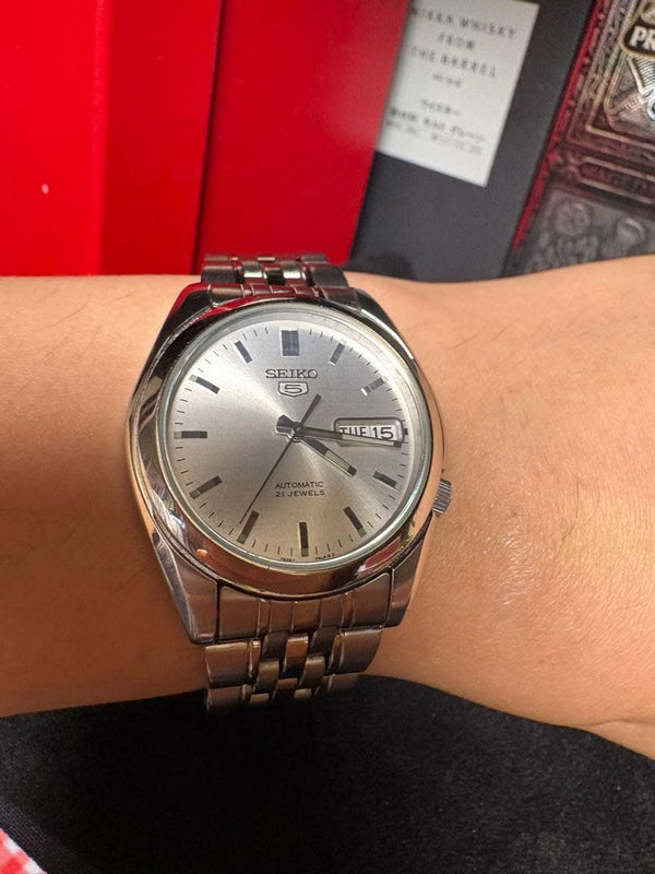 Seiko 5 SNK355K1 Automatic 21J Stainless Steel 38mm Silver Day Date Exhibition