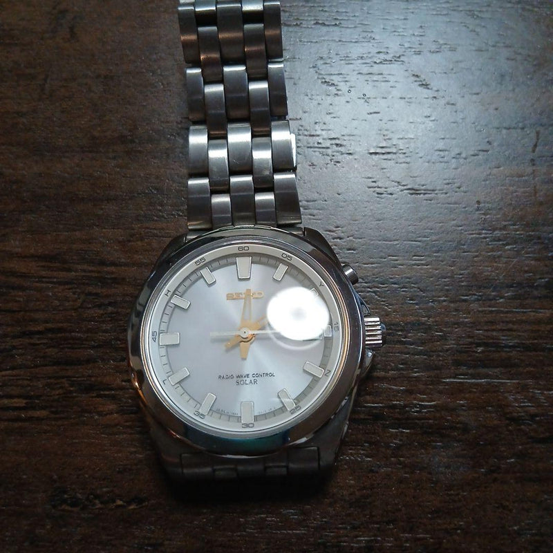 SEIKO 7B22-0A10 Solar Power Radio Control Analog Wristwatch Silver Dial