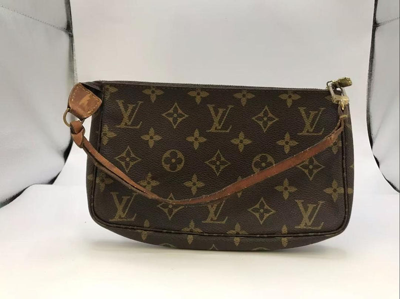 Louis Vuitton Pochette Accessoires Monogram Canvas Leather Shoulder Strap