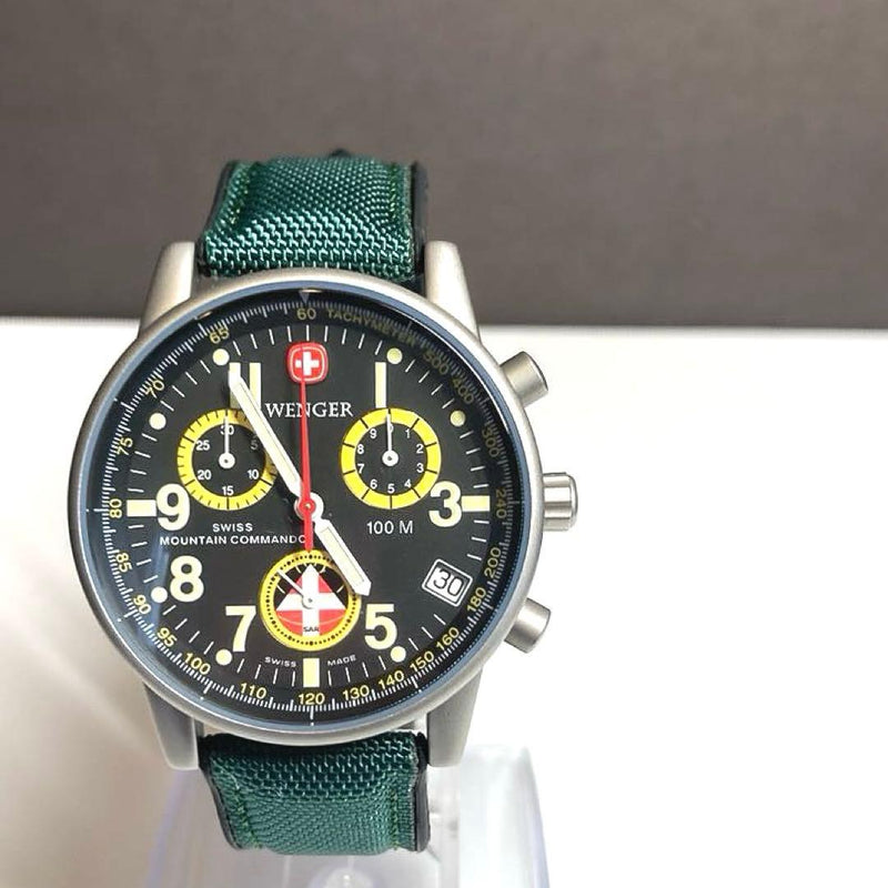 Wenger Swiss Mountain Commando Chronograph 7072X Quartz 38mm Black Nylon