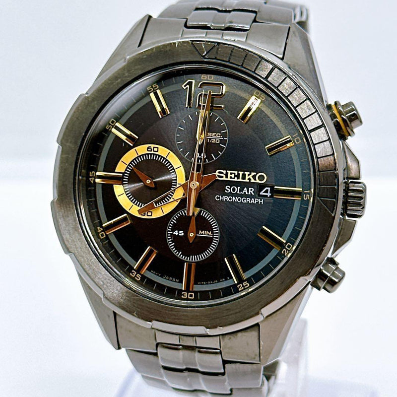 SEIKO Mens Solar Chronograph Analog Display Watch V176-0AH0 Black Dial Gold Tone