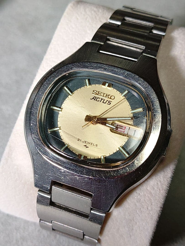 SEIKO ACTUS Mens Automatic 21 Jewels Day Date Stainless Steel Silver Dial Watch