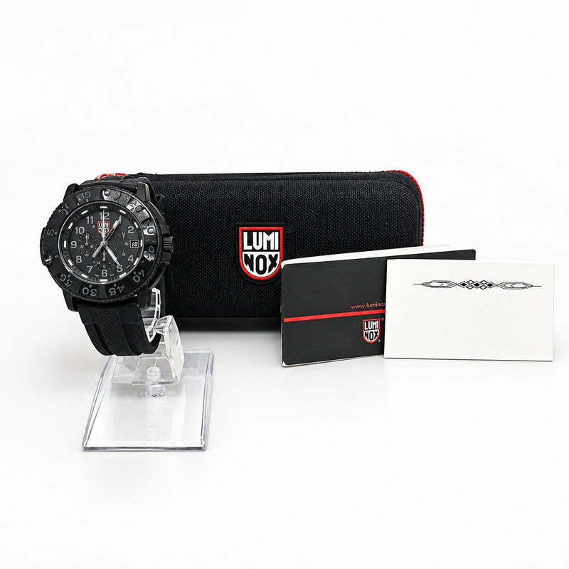 LUMINOX NAVY SEAL 3000 3001.Blackout Quartz Watch 43mm Black Rubber 200m WR