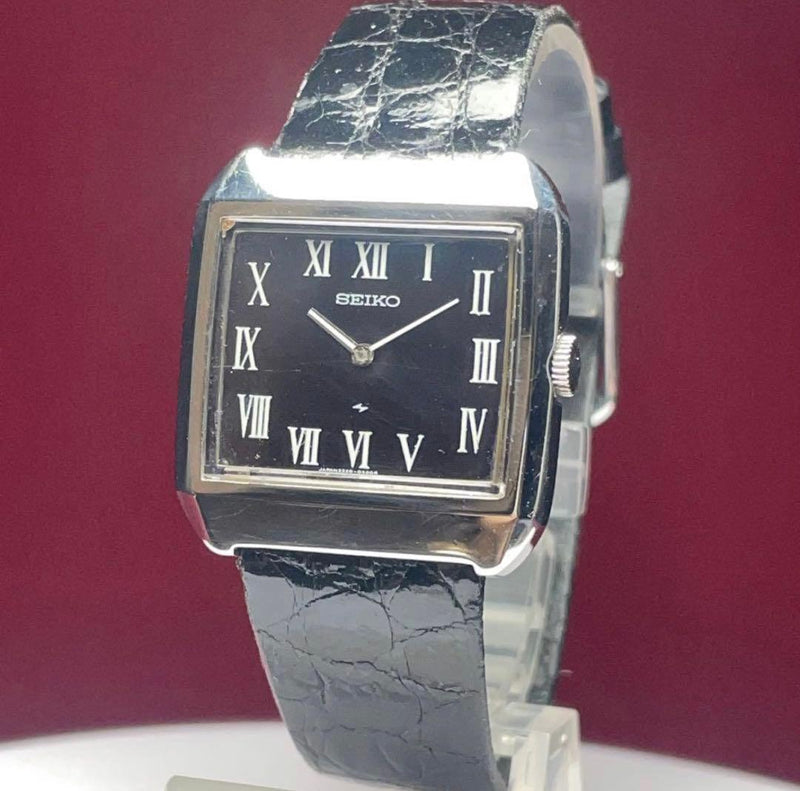 SEIKO Chariot 2220-3170 1971 Manual Wind Cal.2220 Hi-Beat SS 30mm Black Roman
