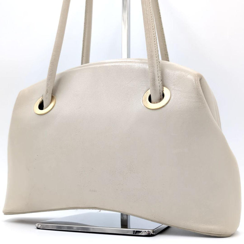 OSOI Circle Brot 2way Leather Shoulder Bag Ivory 28cm W 17cm H 7.5cm D Clasp
