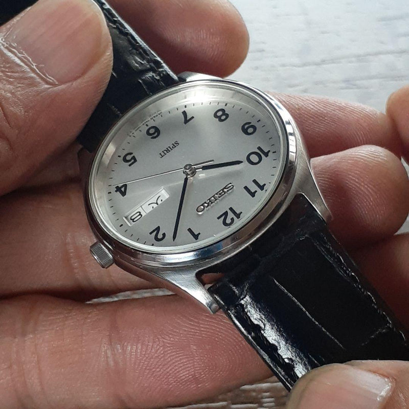 SEIKO SPIRIT DAY DATE Quartz Watch 35mm Silver Arabic Dial Black Leather Strap